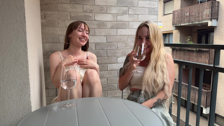 Bella Mur: Ask a Pornstar - Flexible Sex with Kate Quinn
