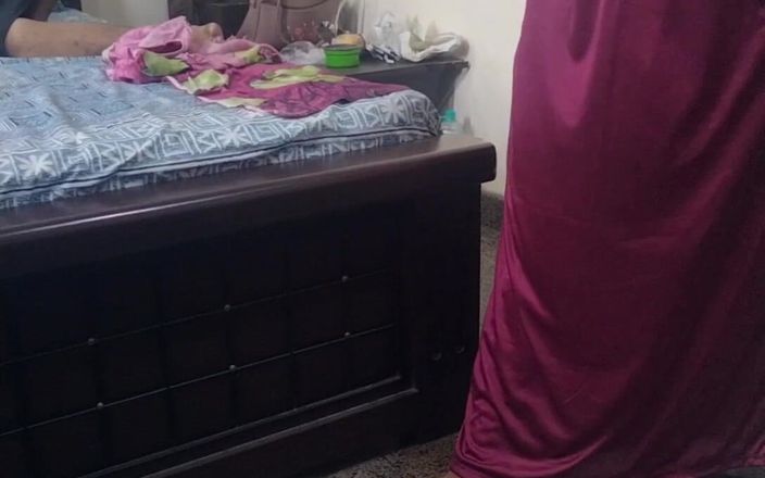 Tamil lesbian: 타밀 노래로 캐주얼 댄스