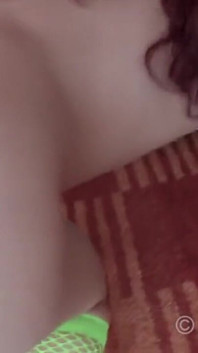 Amateur whore Olga needs an orgasm