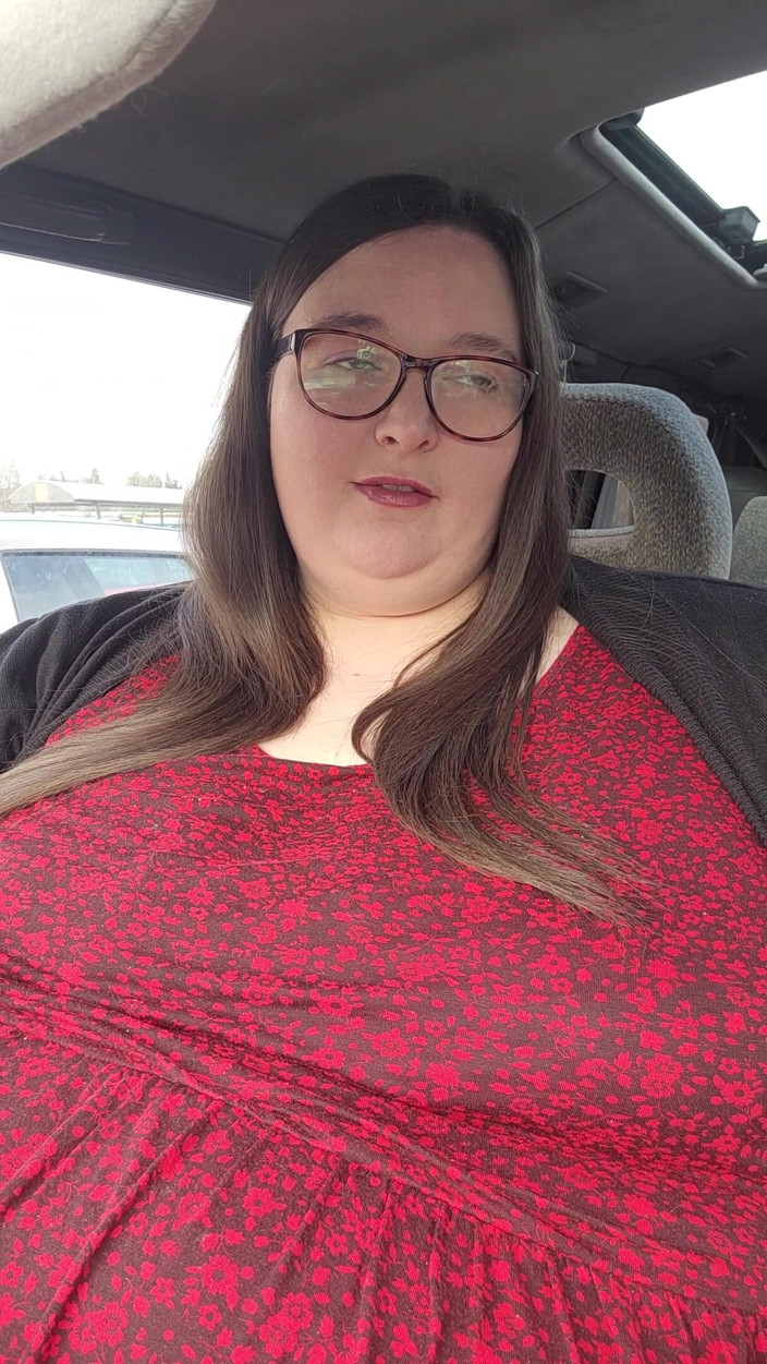 SSBBWLadyBrads: Let's chat