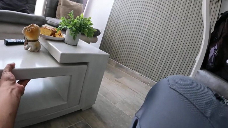Jhodez1: Welkom bij ons seksleven Ik ga de kamer in om...