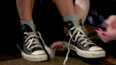 Kink TS: Shiri Allwood duce încredere în Alana Cruise în casa de futai bântuită!