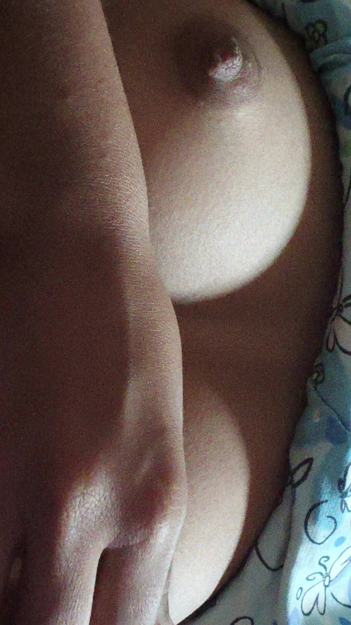 Moma: 美しいデシ女の子の寝室シーン