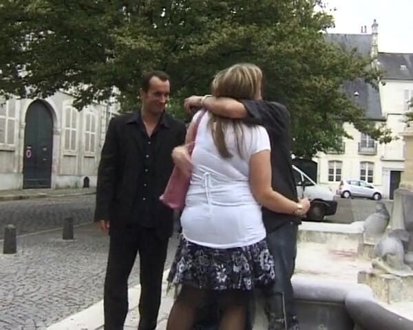 Videos Francaises: Prsatá francouzská babička DP v sexy trojce