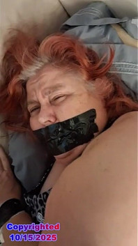 흑인 오리 테이프로 묶인 간호사 Vicki