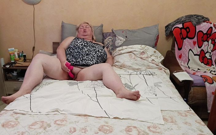 Zona901: Una amiga probó un nuevo juguete sexual en su gran...