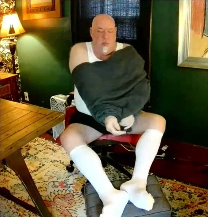 beardaddychub: Bear Stepdaddy Chub Shoots While Jerking in Jock