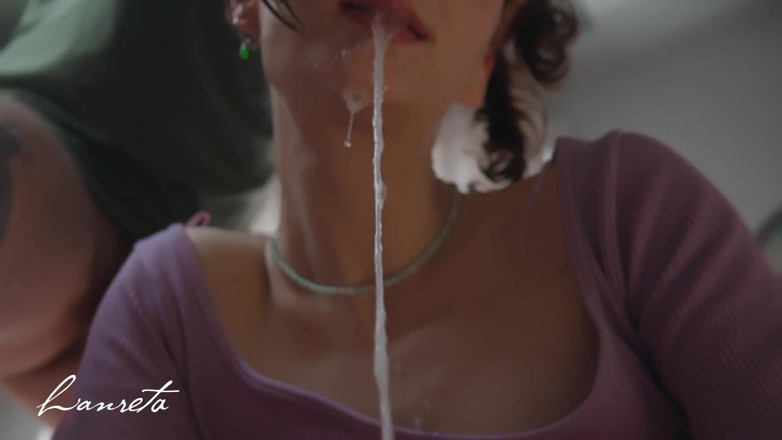 Lanreta: Domowa dziewczyna Sex oralny. Niechlujna twarz jebanie i cum w...