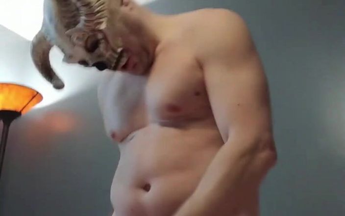 Bald Daddy: Balddaddy Demon fyller Lovense Max 2 med sperma stönande om hans...