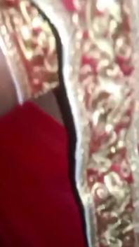 Desi beauty casalinga sary si cambia in casa