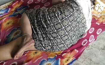 Indian Wife Payal Bhabi Ki Navel Sex…. Monthly Period Is Continue