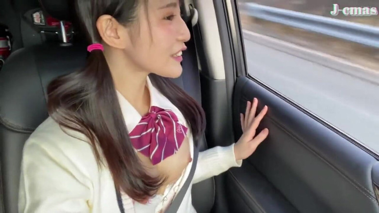 J-Cams: 一个喜欢深吻的狂野美女无论走到哪里，她都捕捉到她的激情。-一个