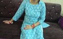 Saara Bhabhi: Hintçe seks hikayesi rol oyunu - komşu çocuk sıkı amcığı çılgınca sikildikten sonra...