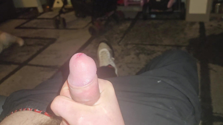 Smoking stoker: Masturbando meu pau duro