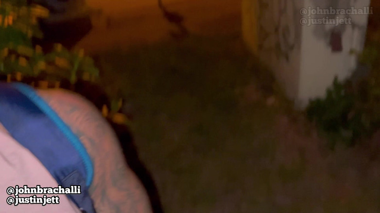 John Brachalli: Sucer une bite dans la rue