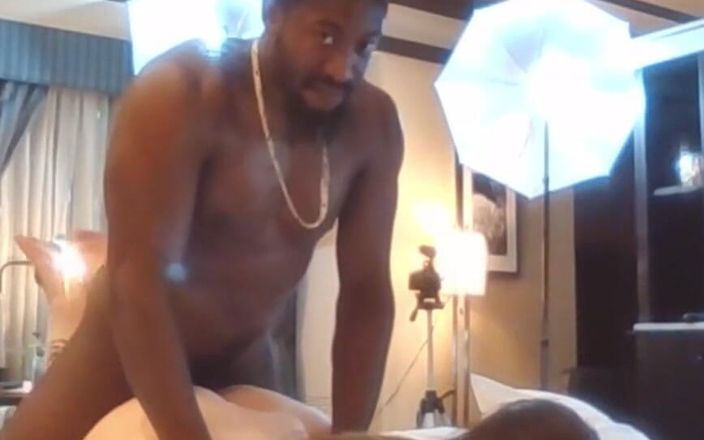 TrotzillaTheGod: Soczysta Samantha Can Wziąć BBC