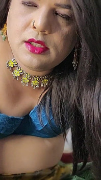 Me in Gree Part 1 Love Green Saree Book Your Show Today