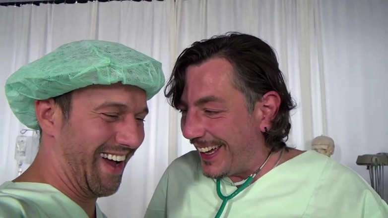 Deutschland porn: Madura milf quer experimentar o pau enorme do médico!