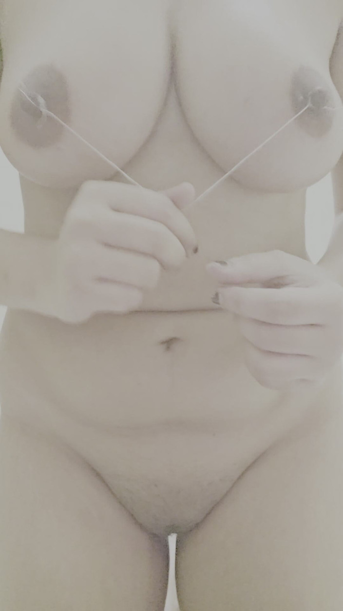 Anaa2024: 为了快乐而痛苦的奶子