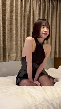 无码 - 皮肤白皙的已婚美女激情3p，三次中出欲望释放