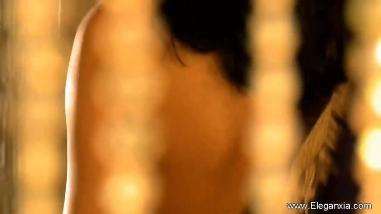 Eleganxia: Bollywood nudes. Sexy brunette Indian MILF in her erotic video