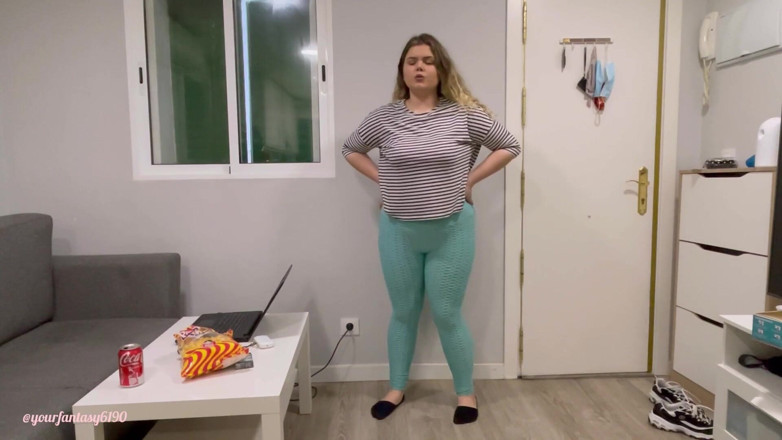 Your fantasy studio: Movie and farts with me