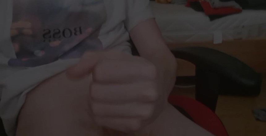 Prettyboi2000x: Je n’ai pas éjaculé pendant 6 jours et j’ai dû jouir ça m’a...