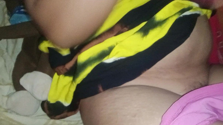 Citra: Trở về phòng của mẹ chồng một cách kín đáo phần 2