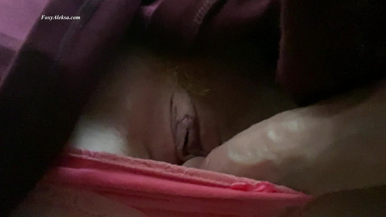 FoxyAleksa: Sexo con un profesor. Debajo de la falda en el...