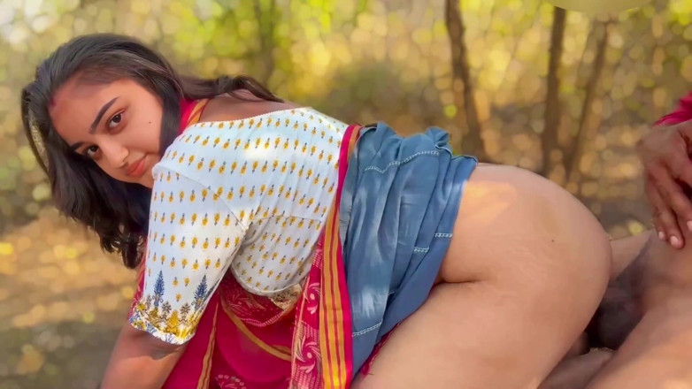 Your_aisha: Indian Desi Village Girl Outdoor Fucking Viral Mms Video, Tight...
