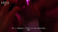 Lissa Brown: Eu trago no telefone enquanto dou um boquete no meu...