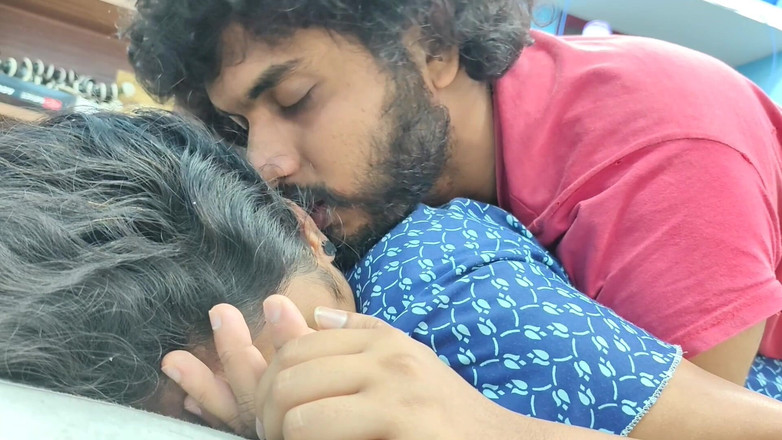 Vaishnavysharunraj: Nighty Hot Fuck by Husband and Wife in Bedroom Part - 3,...