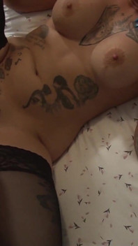Luci clare cornuto scena