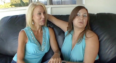 Lesbo Tube: बड़े स्तन वाली लड़की की कास्टिंग पर उसकी चूत चाटी और खिलौना डाला जाता है