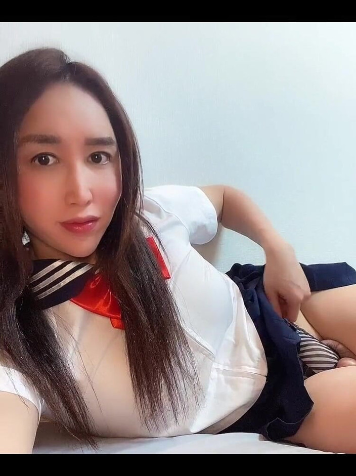 TS Shizuka: Masturbasi pakai seragam kampus sampai crot di dalam memekmu