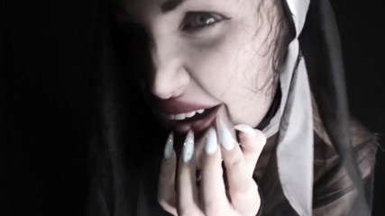 Lady Mesmeratrix Official: Diva del Tubo is a dark nun