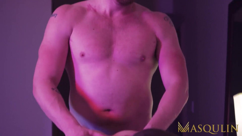 Masqulin: MASQULIN - Markus Kage beobachtet Jay Dymel und Ryan Stone beim...