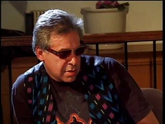 Ein whire-typ und zwei schwarze huren im FFM-dreier