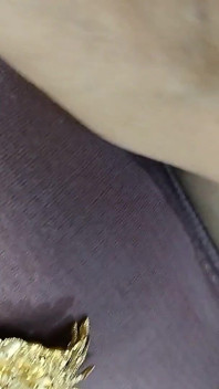 Desi Bhabhi fore spelen, haar stiefvader neuken