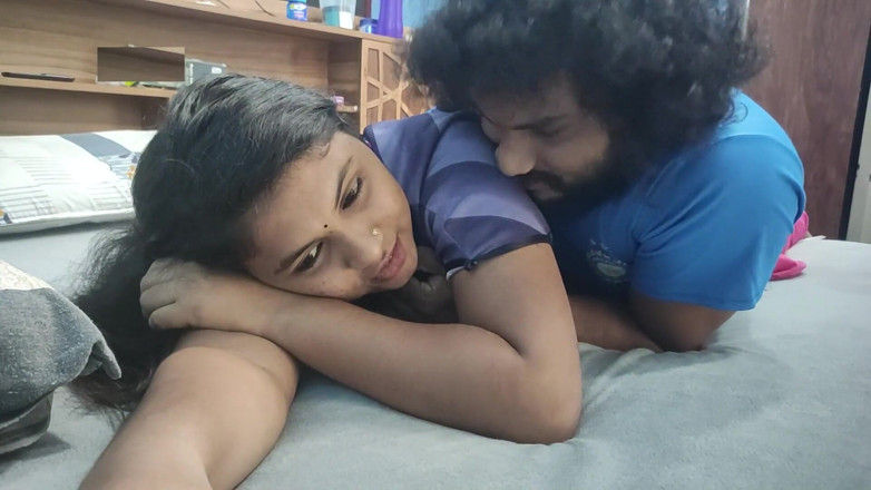 Vaigavarun45: Мачеха Mallu делает ночной минет и занимается горячим сексом с пасынок