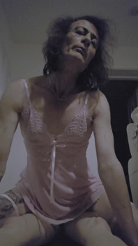 Diversão com Gigi e Dave Archive, Travesti Namorada e Homem Fazendo Amor, História Número 5