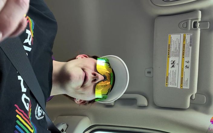Kapri Sun: Transgirl si to saje při řízení