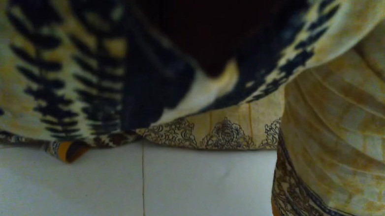 Aria Mia: Saya ibu tiri awak, tolong kongkekkan saya