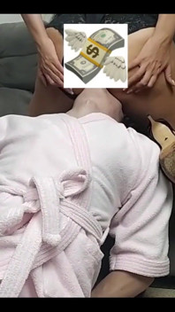 Tanrıça Kiffa'nın yüze oturması