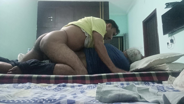 Rajasthani-old-lover: Indian Desi Boys Sex with Neighbour Stepfather and Army Officer...