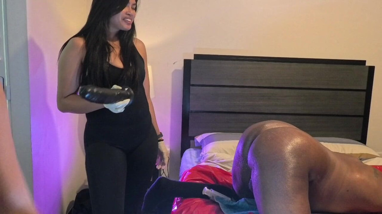 DominaFireOfficial: Dominafire, Fisting Anal E Cinta-caralho Fodendo Escravo
