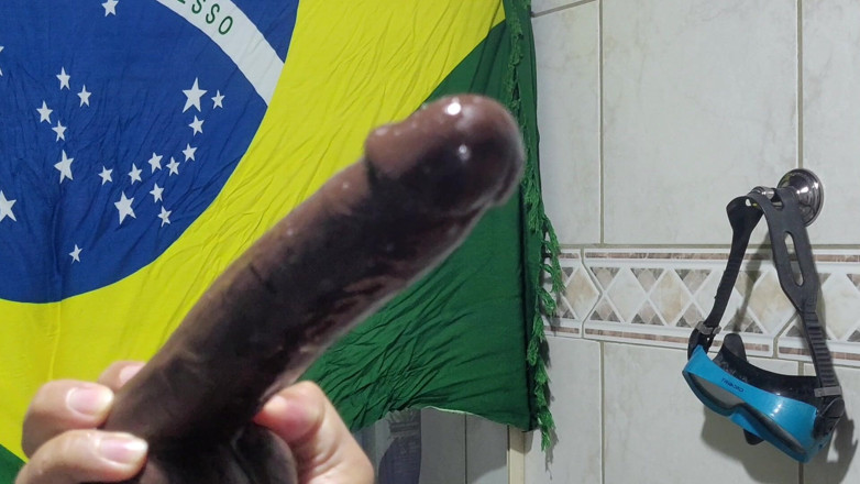 Luksmen1: Trying the First Dildo I Got From a Client - Deep...