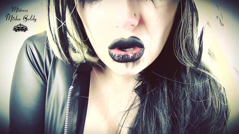 Goddess Misha Goldy: Succubus akan makan awak selepas berkongkek!