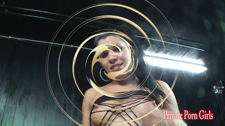 Private Porn Girls: Jeu à trois de flagellation et de bondage
