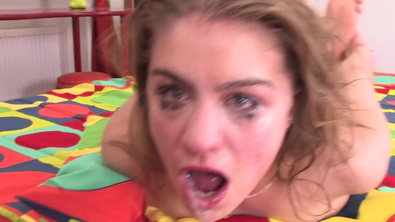 Young Throats: Annas throat got stuffed like a Thanksgiving turkey!